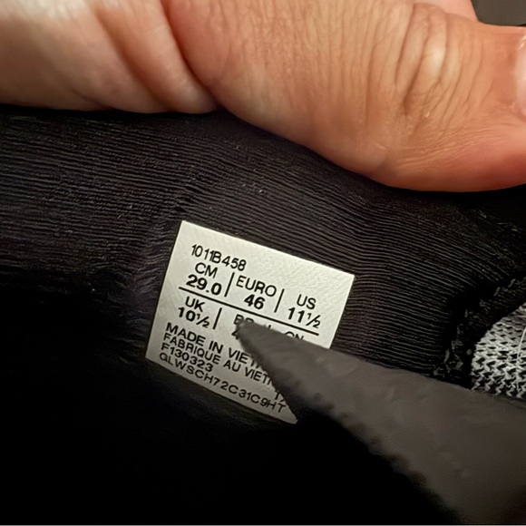 ASICS Novablast 3 Men’s Running Walking Shoes Sneakers Workout Size 11.5 - Picture 11 of 11